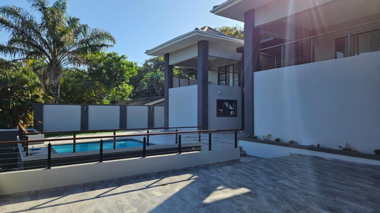 Hotel Casa De Luxe Ballito Esterno foto